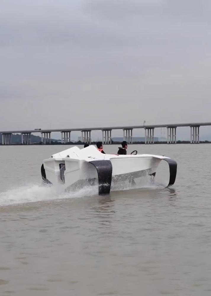 水翼艇船用水下推進(jìn)器鋰電池案例